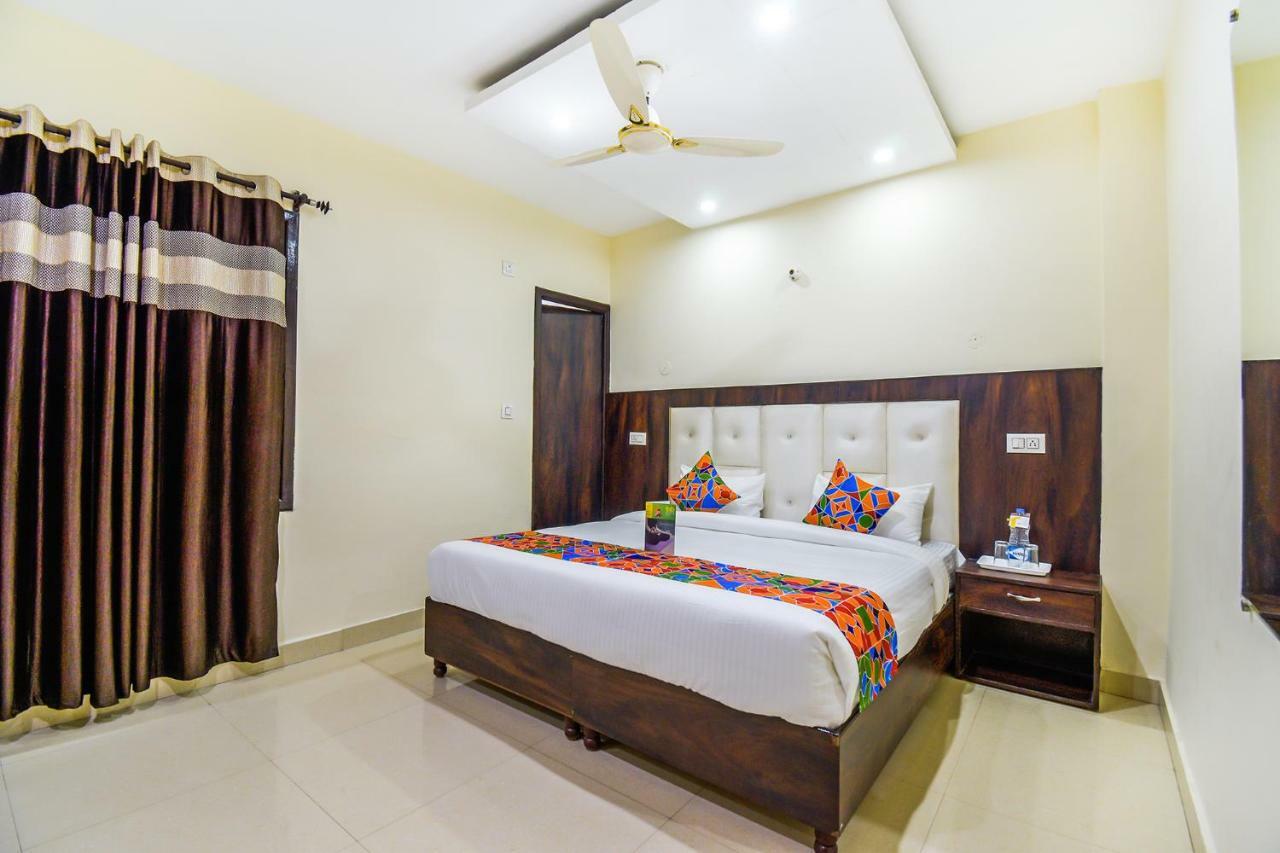 Fabhotel Js Regency Gt Road Amritsar Esterno foto