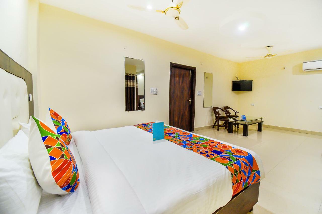 Fabhotel Js Regency Gt Road Amritsar Esterno foto
